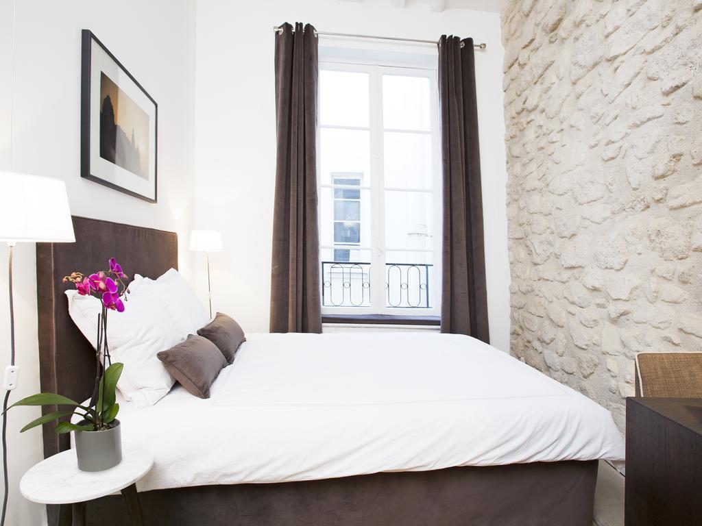 Livinparis - Luxury 2 Bedrooms Le Marais I Room photo