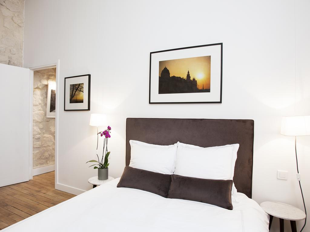 Livinparis - Luxury 2 Bedrooms Le Marais I Room photo
