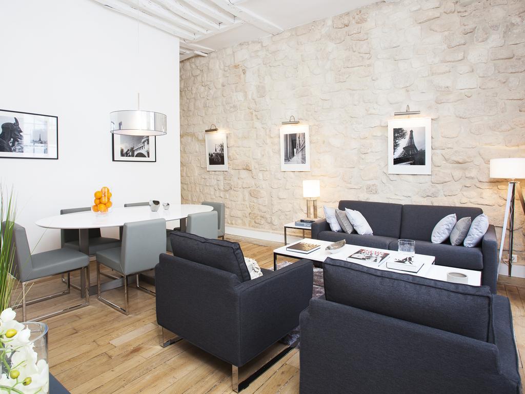 Livinparis - Luxury 2 Bedrooms Le Marais I Room photo